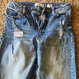 KanCan Boyfriend Capri’s